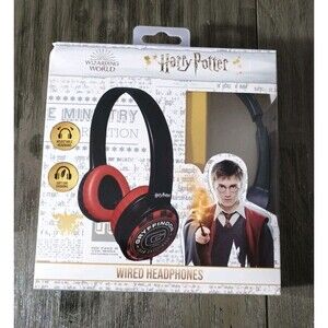 Harry Potter Gryffindor Wired Headphones NEW The Wizarding World